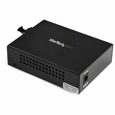 StarTech.com Gigabit Ethernet Fiber Media Converter - Compact - 850nm MM LC - 550m 1 x Network (RJ-45) - 1 x LC Ports - DuplexLC Port - Multi-mode - 850 nm Fiber - Gigabit Ethernet - 10/100/1000Base-TX, 1000Base-LX, 1000Base-SX, 1000Base-T - 0.55 km - AC