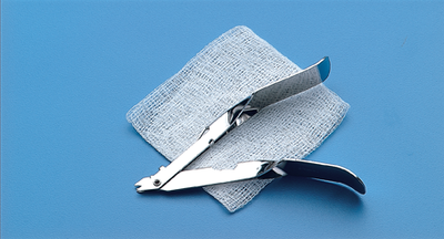 Sterile Skin Staple Removers- Stainless Steel with Gauze Pad