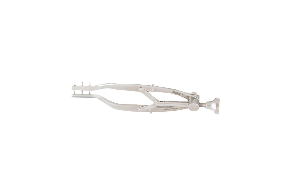 Stevenson Lacrimal Sac Retractor - 3-1/8" (80mm) - 3 X 3 Sharp Prongs