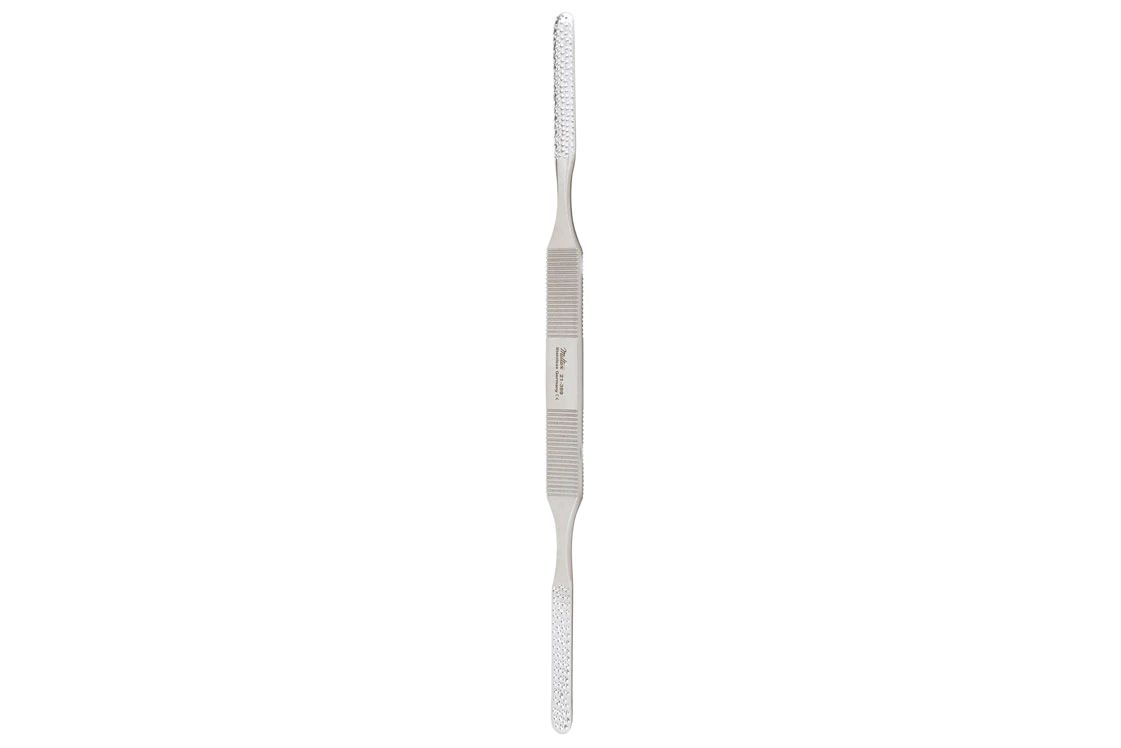 Fomon Rasp 8" - Double-Ended - Convex and Flat Sides - Coarse - Backward Cutting